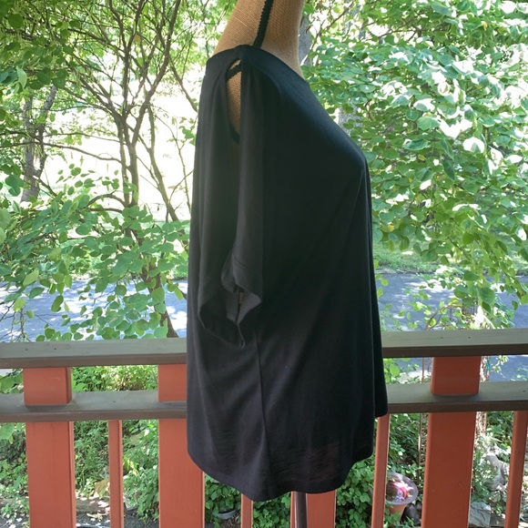 Black Short Sleeve Top With Ties At Sleeves NWOT - Picture 6 of 7